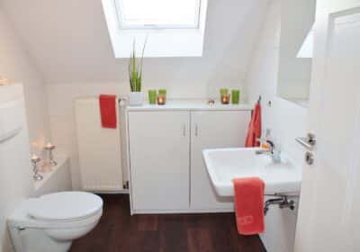 Comment prendre les mesures d’un abattant wc ?